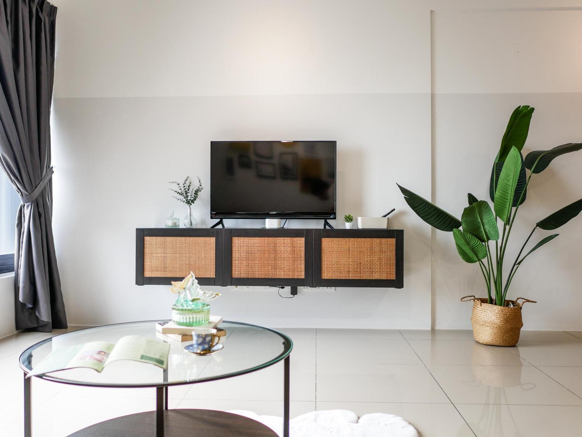 Casita 22, 218 Macalister & Seaview * George Town